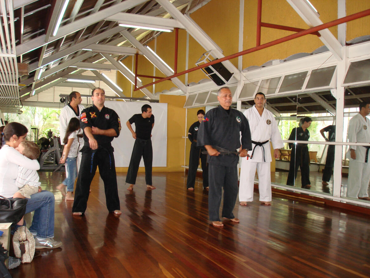 Hector G Yepes & Jose Luis Penaloza